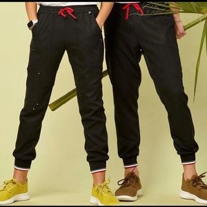 Mediclo Women’s Catalina Jogger Scrub Pants